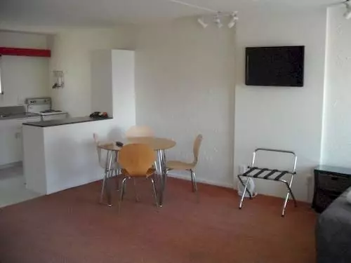 Мотель Midtown Motor Inn