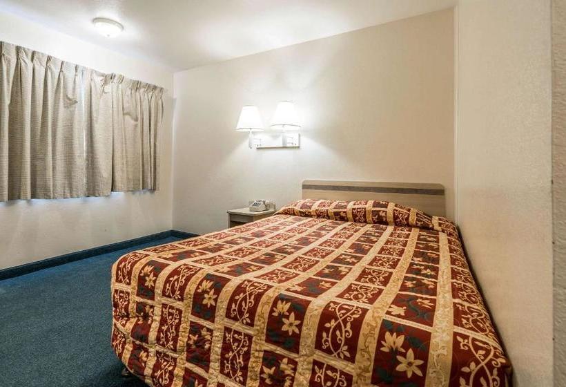 فندق على الطريق Rodeway Inn