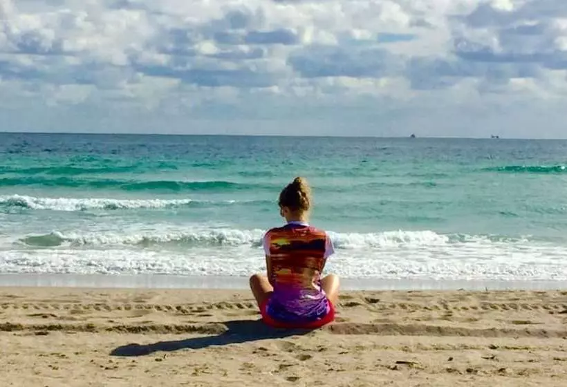 Motel St Maurice Beach Inn