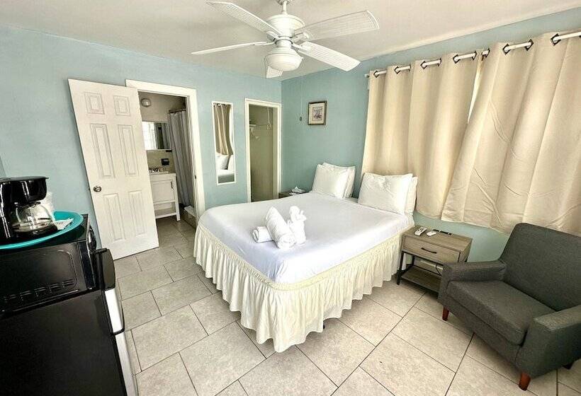 모텔 St Maurice Beach Inn