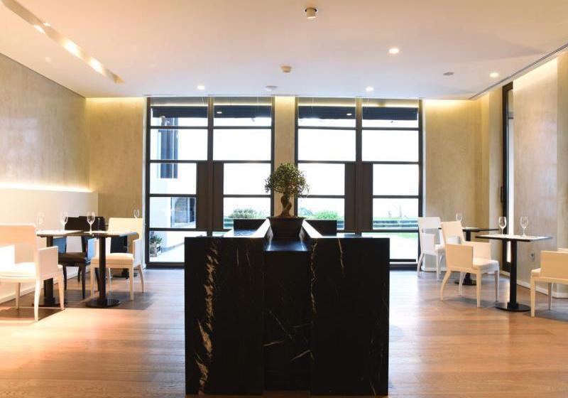 ホテル Oliva Luxury  Montevideo