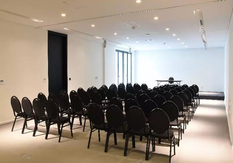 בית מלון כפרי Oliva Luxury  Montevideo