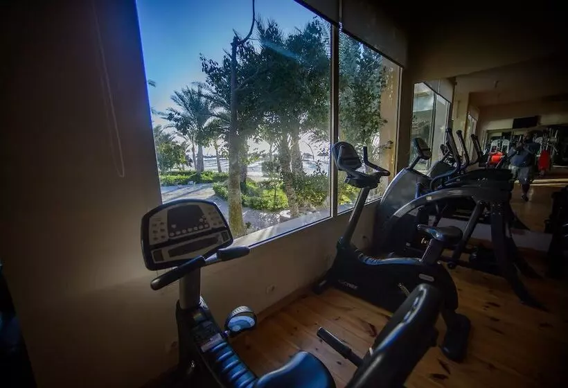 استراحتگاه Carols Beau Rivage