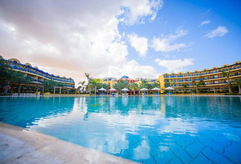 استراحتگاه Carols Beau Rivage