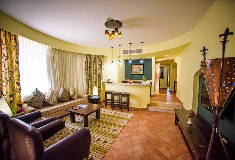 استراحتگاه Carols Beau Rivage