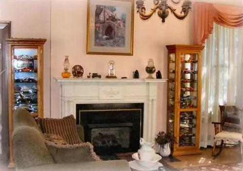 River Rose Inn Bed And Breakfast