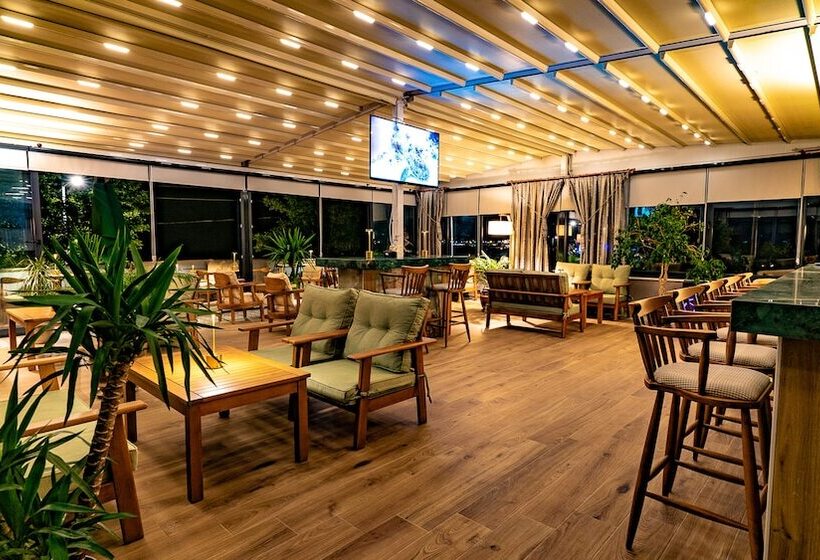 Assos Hunters Hotel   Special Class