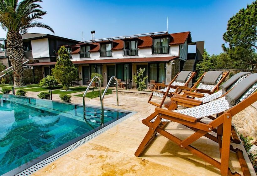 Assos Hunters Hotel   Special Class