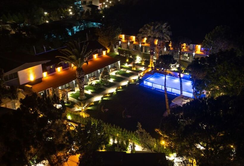 Assos Hunters Hotel   Special Class