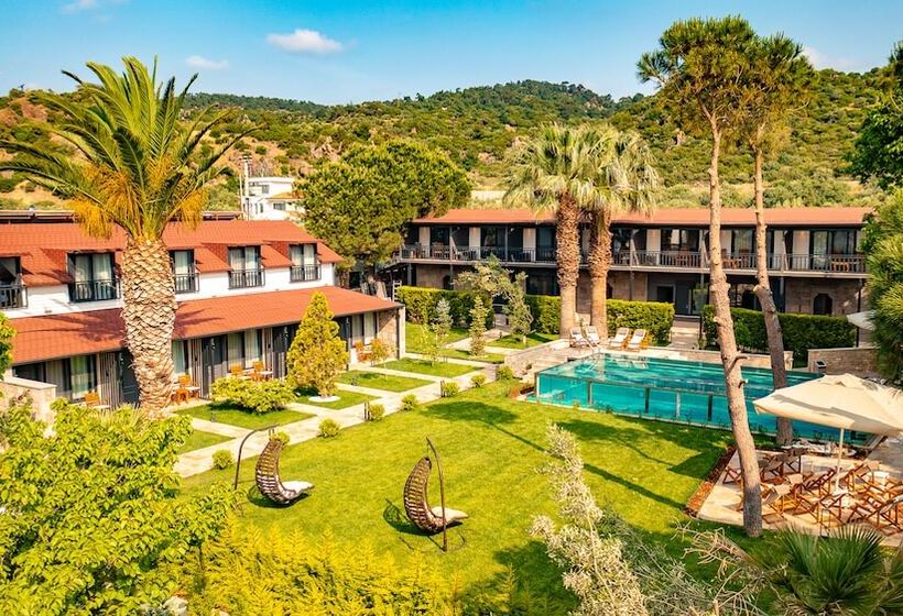 Assos Hunters Hotel   Special Class