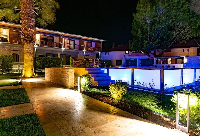 Assos Hunters Hotel   Special Class