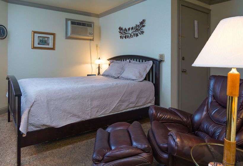 Bond Street Motel Apartments