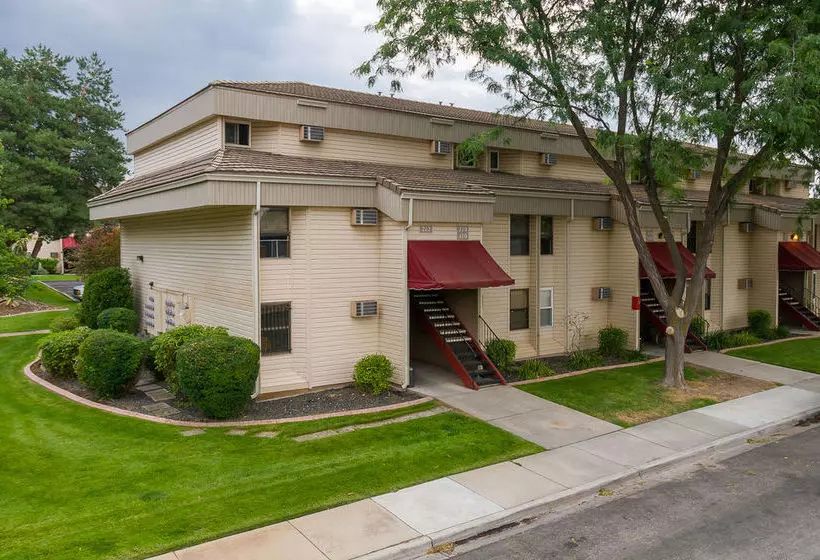 Bond Street Motel Apartments