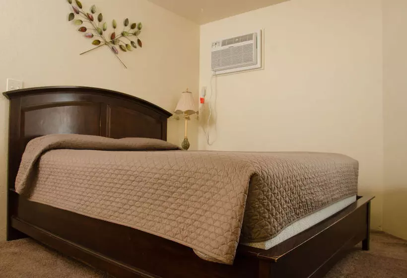 Bond Street Motel Apartments