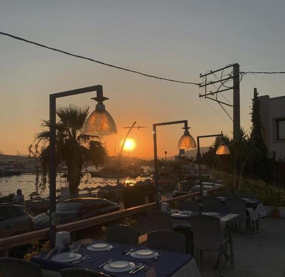 فندق Akkan Beach