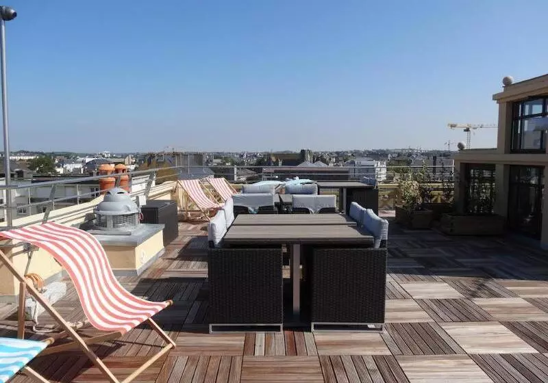 هتل Ambassadeurs Logis