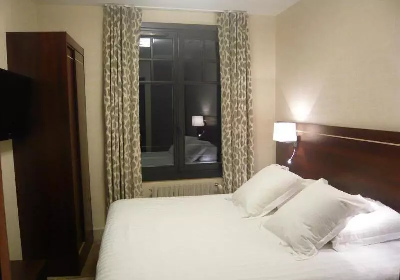 هتل Ambassadeurs Logis