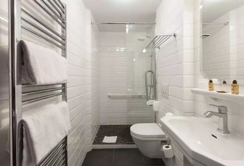 هتل Ambassadeurs Logis