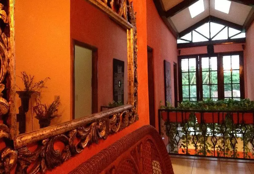 هتل Boutique Villa Maya