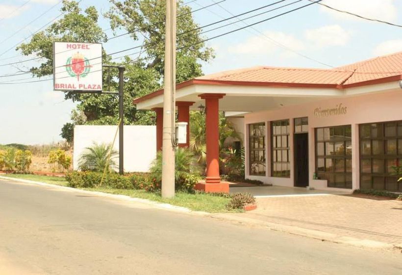 هتل Brial Plaza
