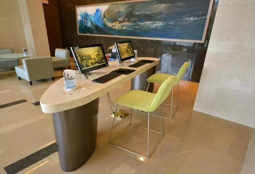 هتل Holiday Inn Express Weihai Hi Tech Zone By Ihg