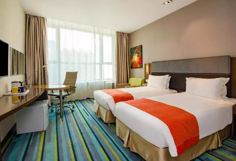 هتل Holiday Inn Express Weihai Hi Tech Zone By Ihg