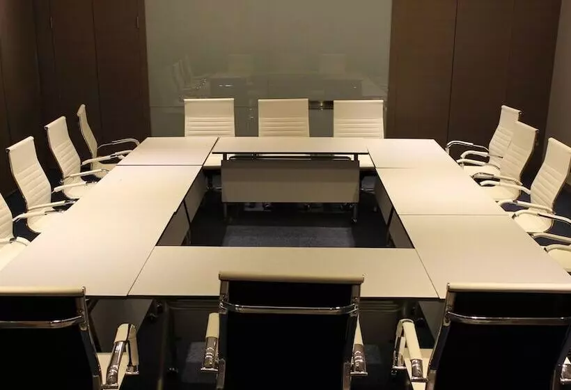 هتل Holiday Inn Express Weihai Hi Tech Zone By Ihg