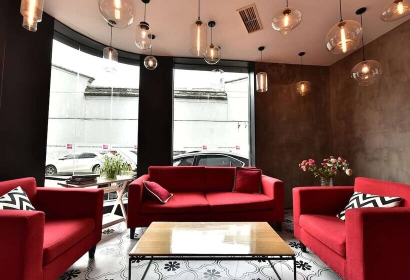 Hotel Ibis Ningbo Tianyi Square