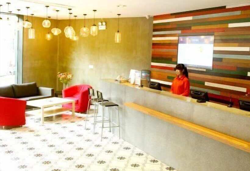 Hotel Ibis Ningbo Tianyi Square