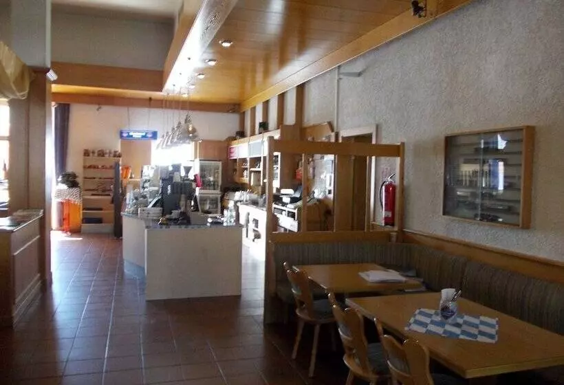 هتل Im Bahnhof Passau