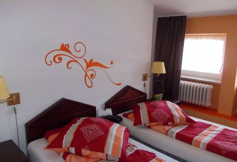 هتل Im Bahnhof Passau