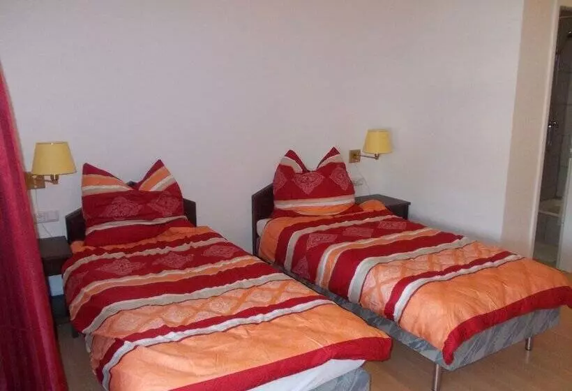 هتل Im Bahnhof Passau