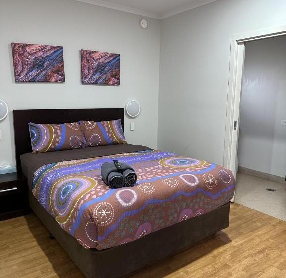 בית מלון כפרי Mia Mia House In The Desert