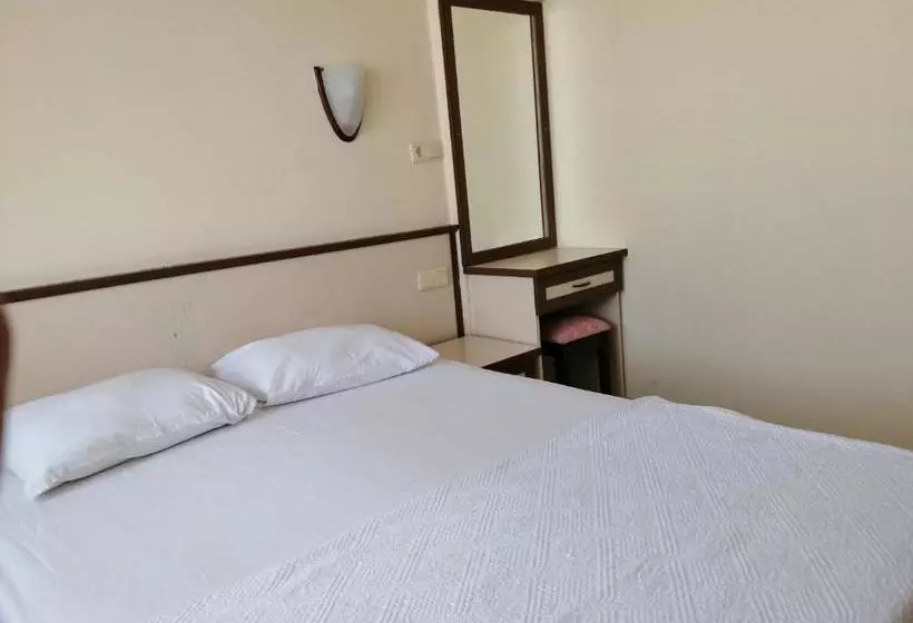 هتل Oya Family Suites