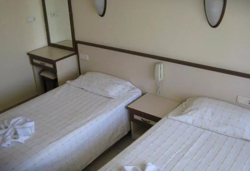 هتل Oya Family Suites