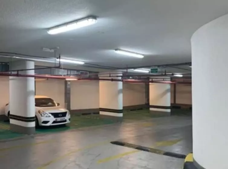 Paragon Hotel Apartments