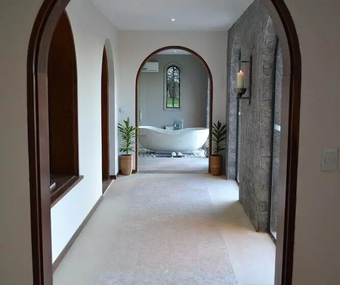 فندق St Michel Wellness