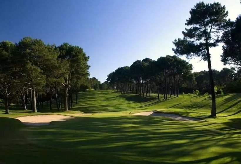 فندق St Michel Wellness