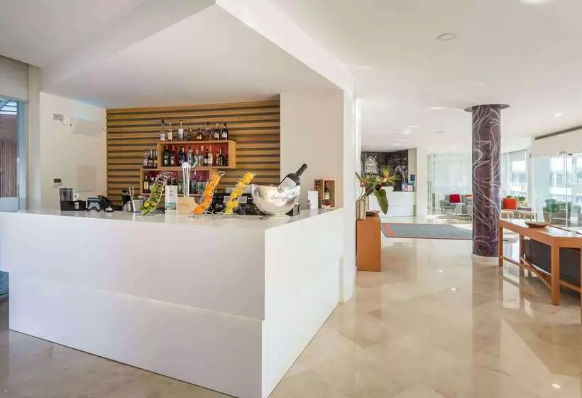 فندق Tryp By Wyndham Leiria