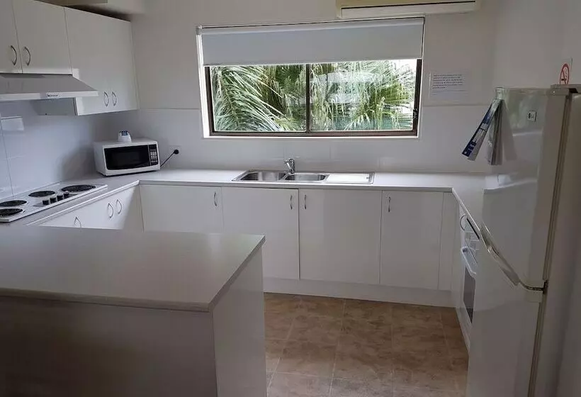Kalua Holiday Apartments