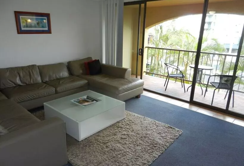 Kalua Holiday Apartments