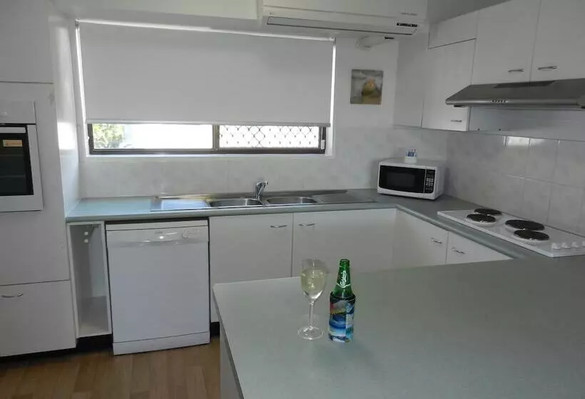 Kalua Holiday Apartments