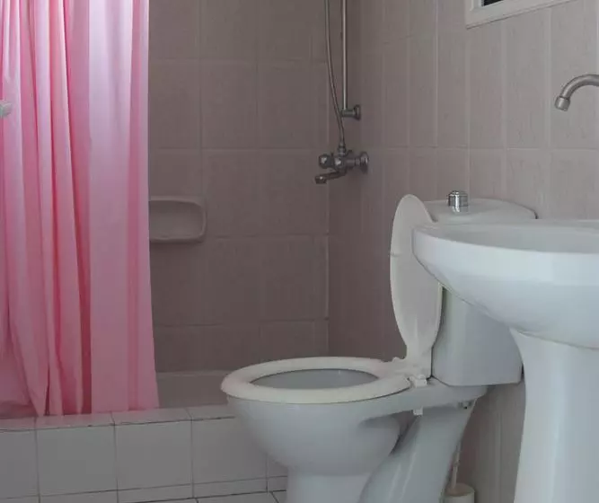 Lefki Tree Tourist Apartments