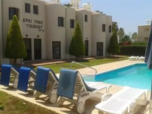 Lefki Tree Tourist Apartments