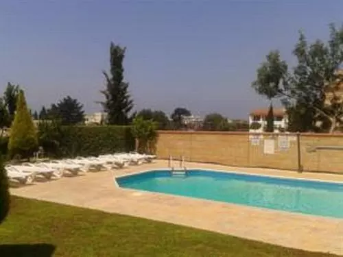 Lefki Tree Tourist Apartments