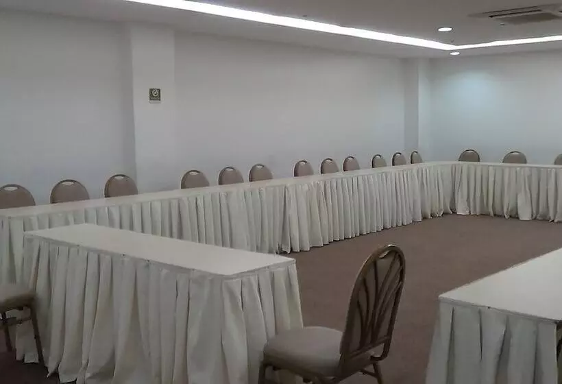 Mont Blanc Apart Hotel   Duque De Caxias