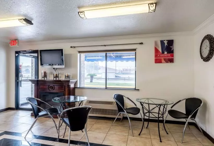 Motel 6 San Antonio, Tx   Frost Bank Center