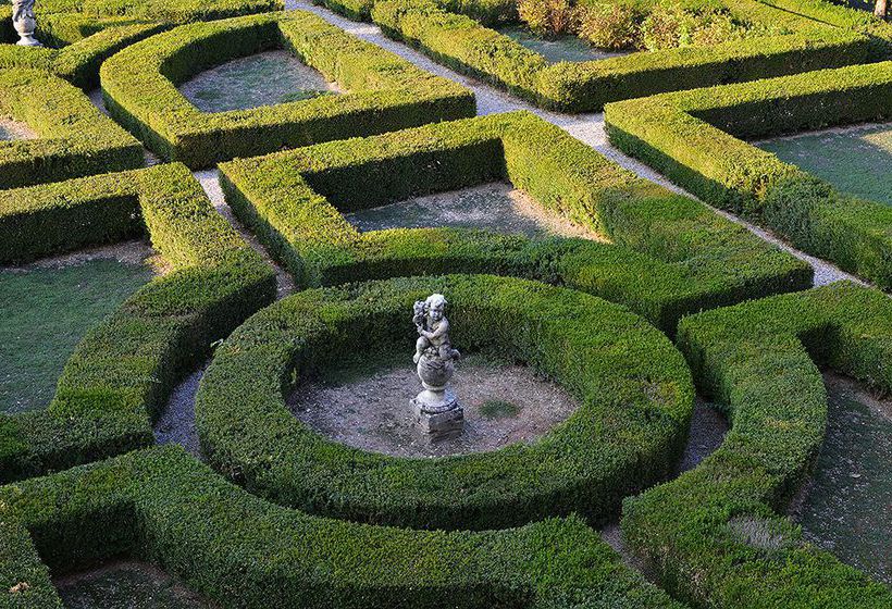 Apartamentos La Zambonina