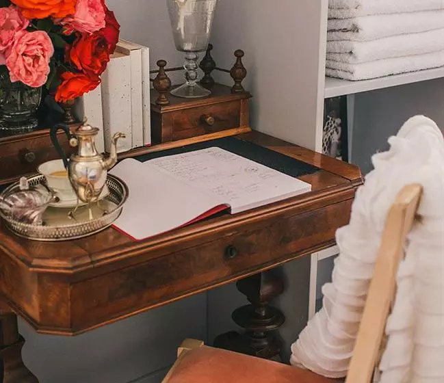 Apartamentos La Zambonina