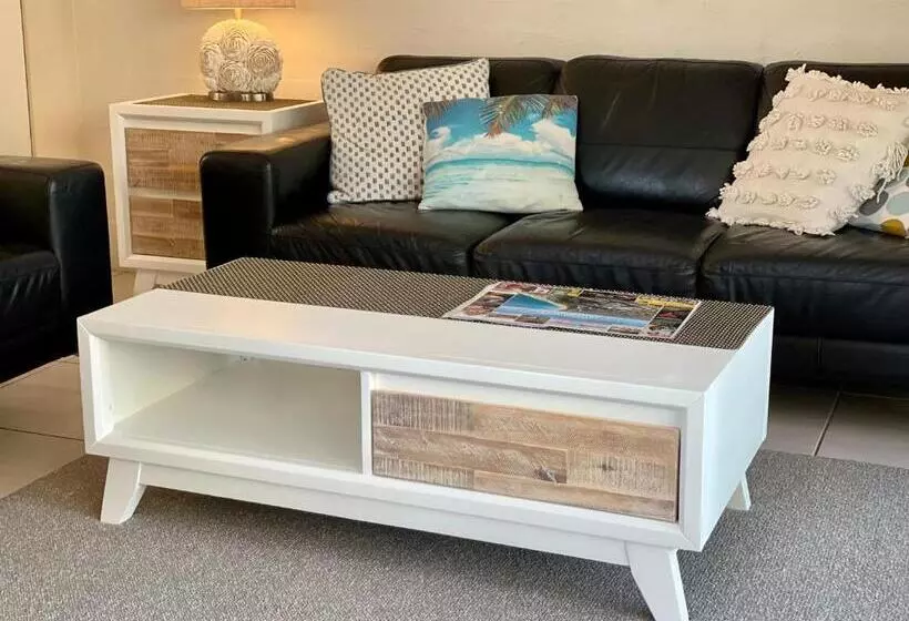 Burleigh Palms Holiday Apartments